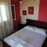 Дом отдыха Rural 3-bedroom House Каламата