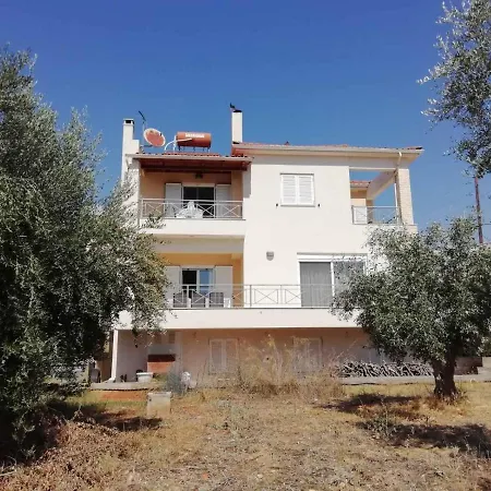 Rural 3-bedroom House *