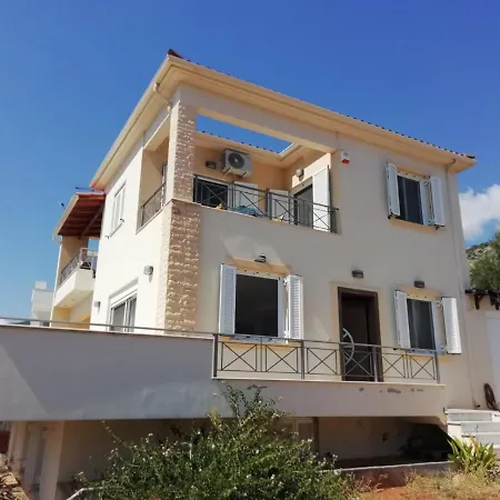 Rural 3-bedroom House Holiday home Kalamata
