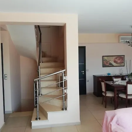 Rural 3-bedroom House 度假居
