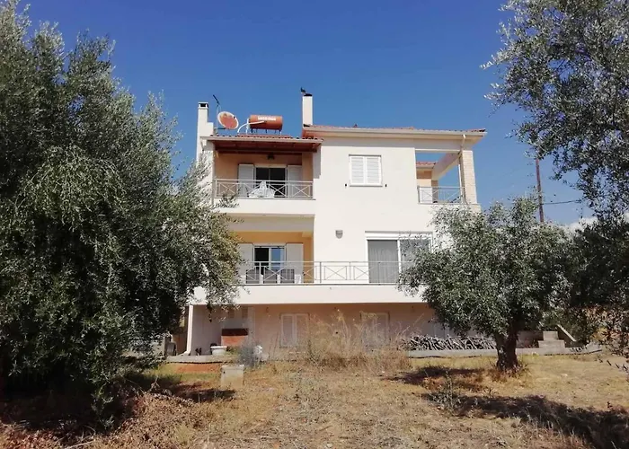 Rural 3-bedroom House *